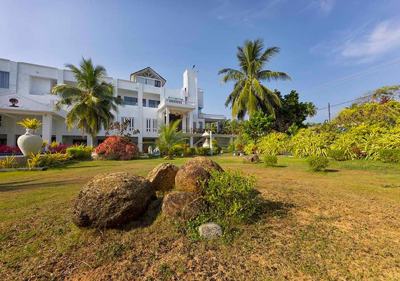 Sea Breeze Ambalangoda Ambalangoda  Exterior photo