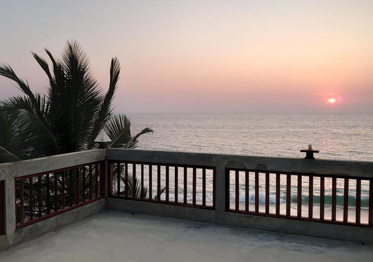 Sea Breeze Ambalangoda Ambalangoda  Exterior photo